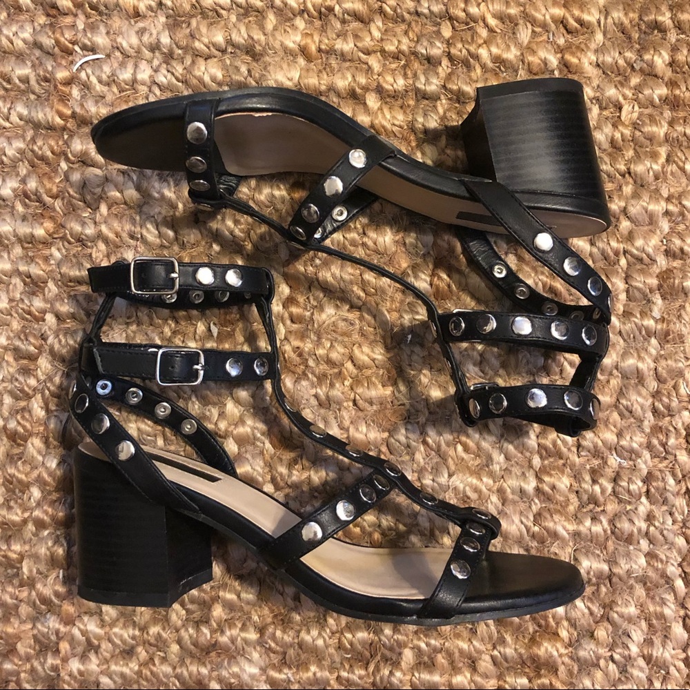 Forever 21 Black Strappy Block Heel Sandals